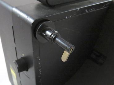Super 8 Spulenadapter für Eumig und Revue Projektoren