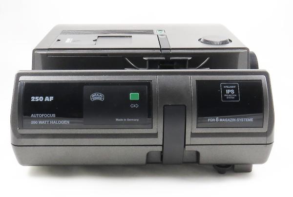 Braun Paximat Multimag 250 AF Diaprojektor