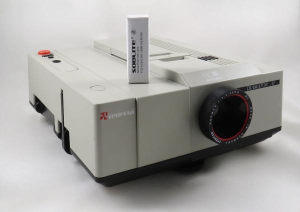 Reflecta Diamator AF Diaprojektor